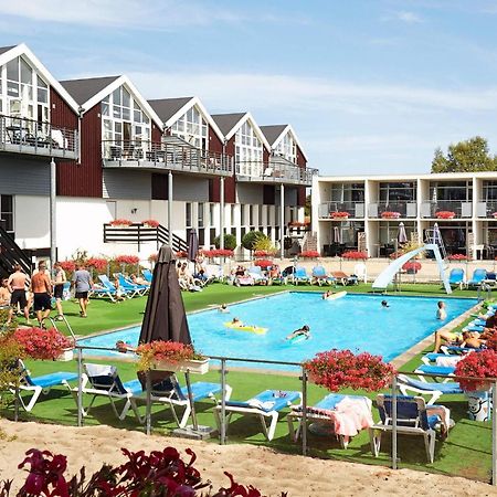 5 Person Holiday Home On A Holiday Park In Glesborg 外观 照片