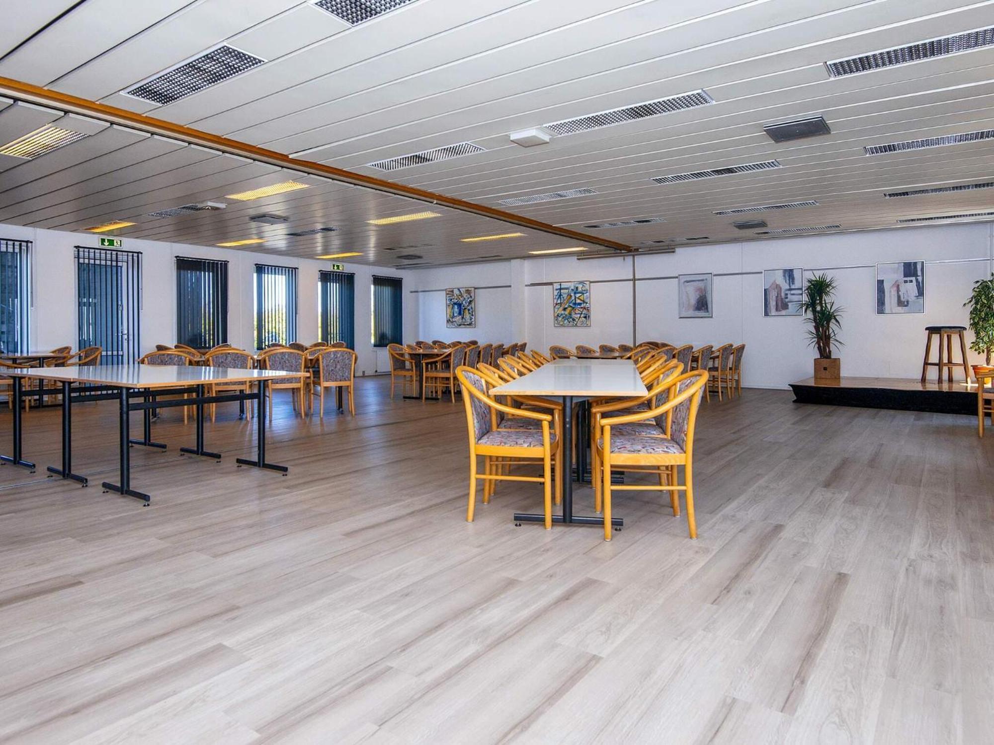 5 Person Holiday Home On A Holiday Park In Glesborg 外观 照片