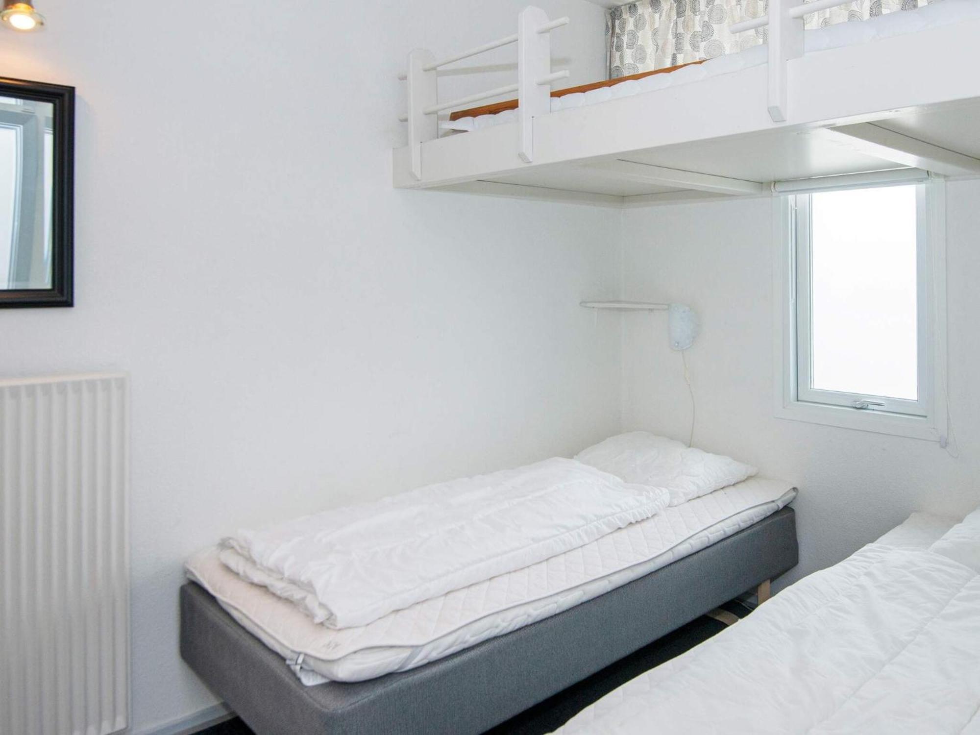 5 Person Holiday Home On A Holiday Park In Glesborg 外观 照片